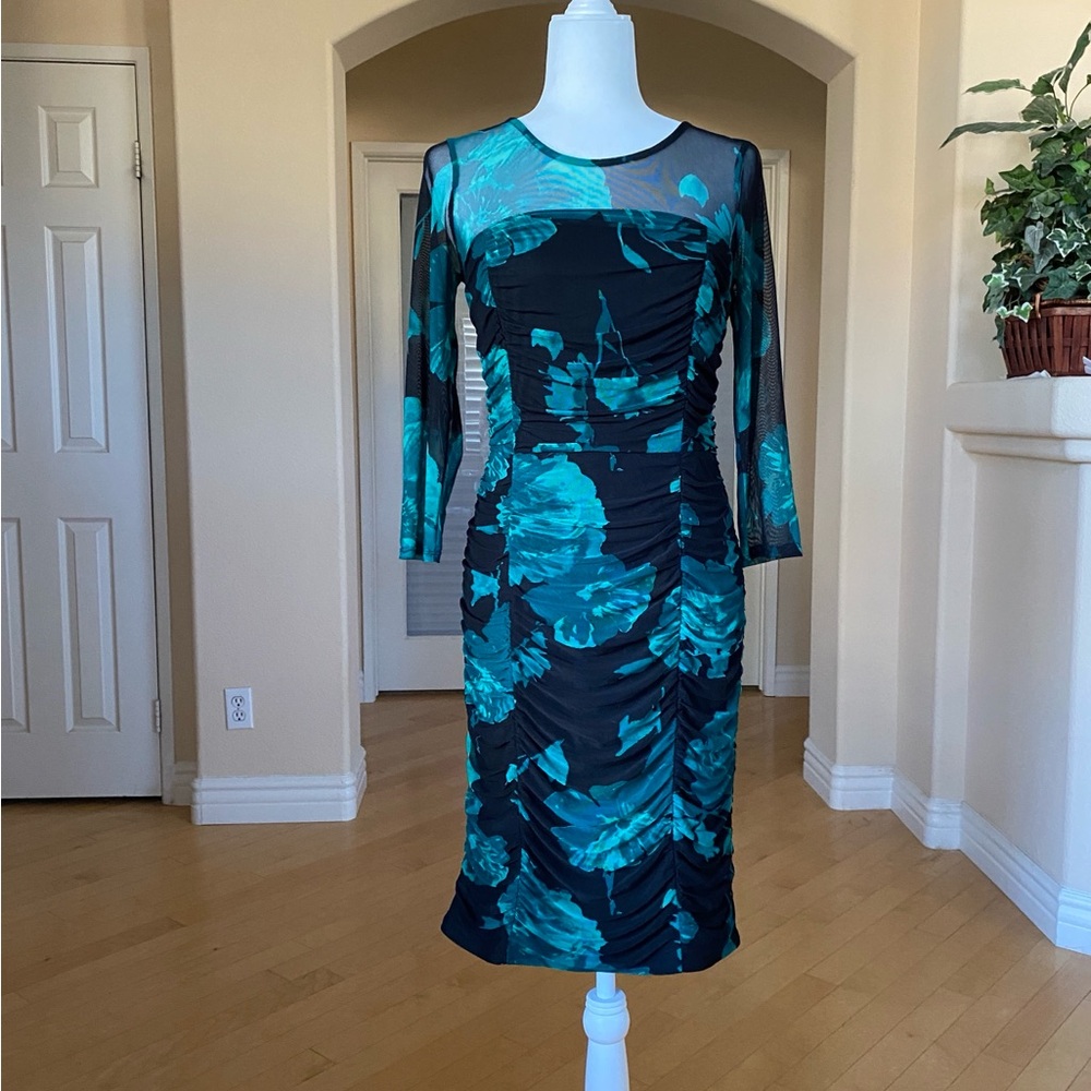 Elegant Black and Green Stretch Dress Mesh Bodice